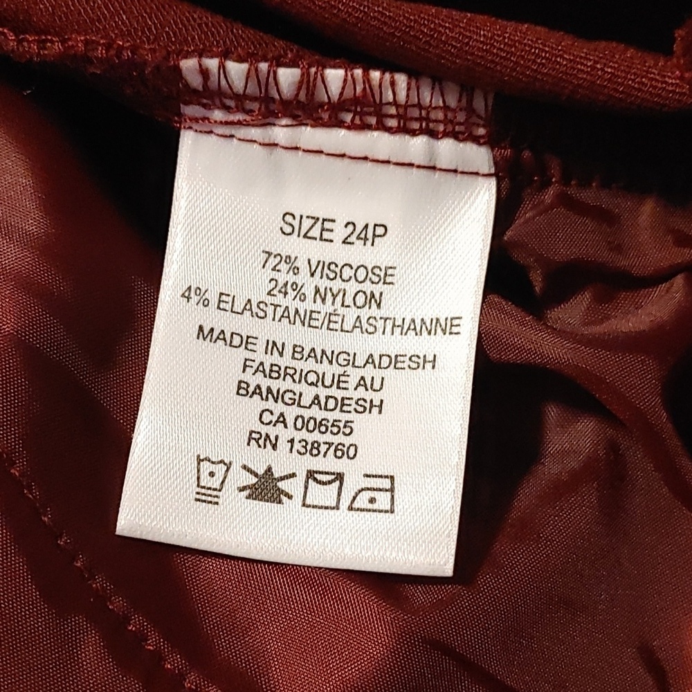 🇨🇦 NWT Universal Fit Plus size Burgundy Straight Leg Pant 24P - Picture 8 of 9